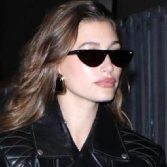Excluded Saint Laurent Sunglasses 350 - Picture 3 of 6